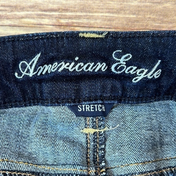 American Eagle Jean Shorts | Dark Wash | Stretch Material - Picture 4 of 5